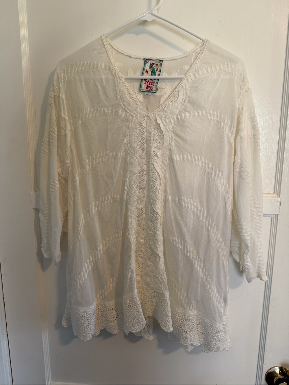 Johnny Was White Embroidered V-Neck Tunic - Picture 2 of 8